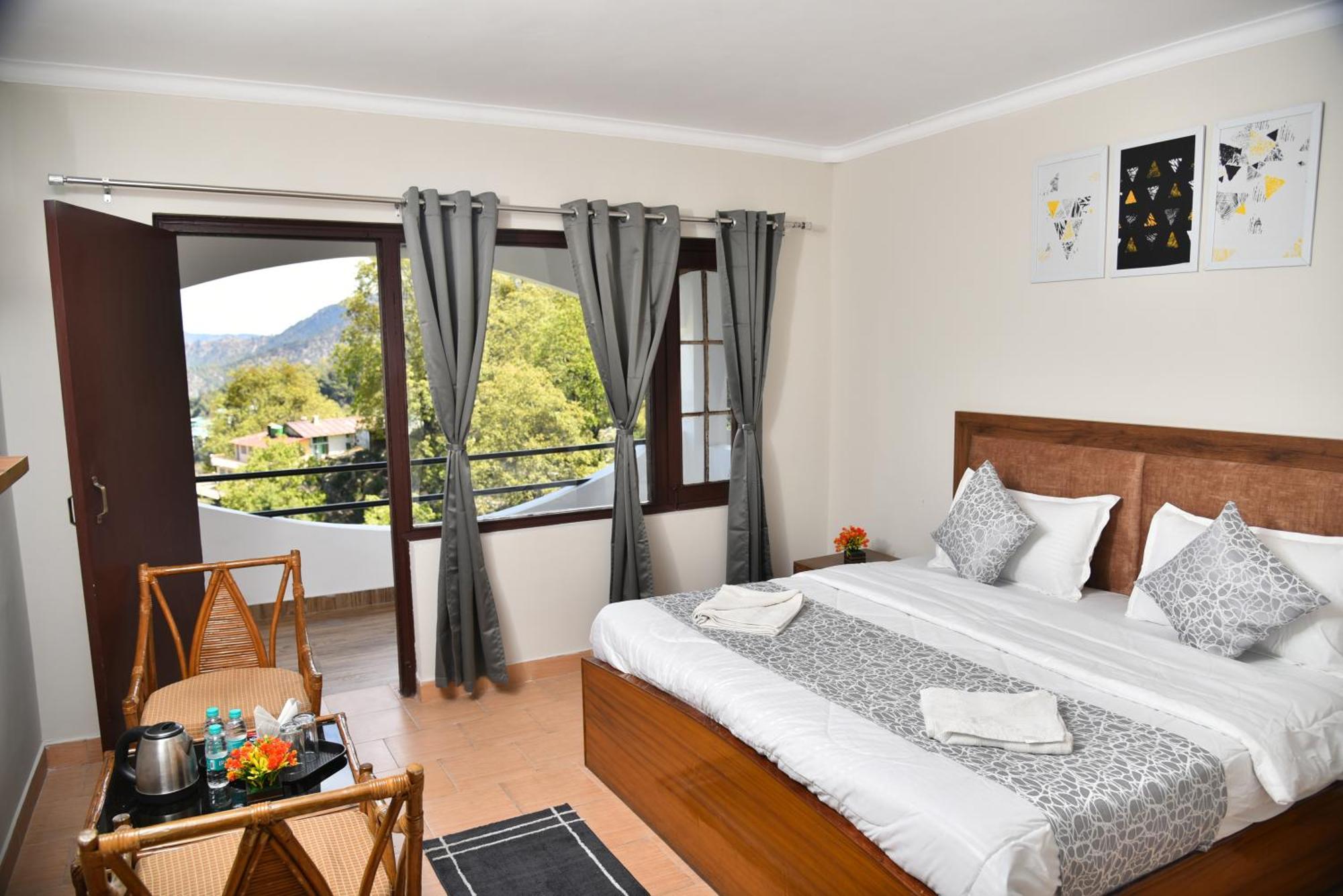 Kumaon Roop Resort Near Kainchi Dham 나이니탈 외부 사진