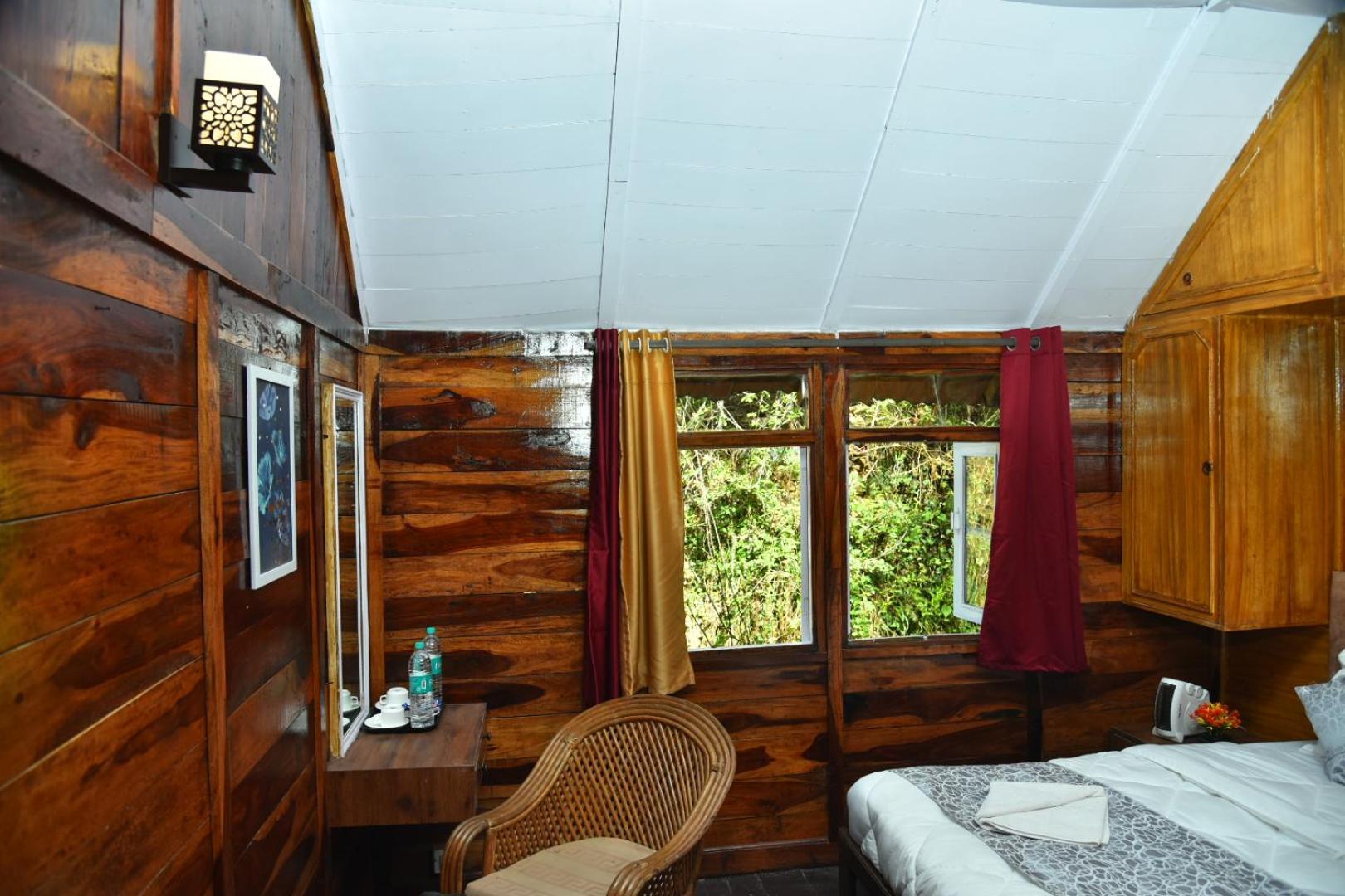 Kumaon Roop Resort Near Kainchi Dham 나이니탈 외부 사진